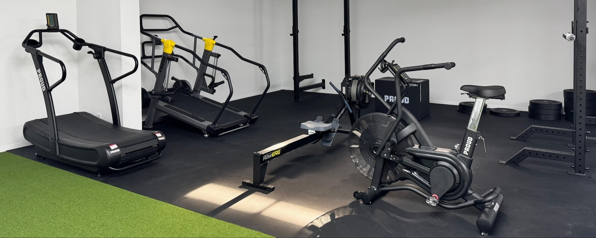 11studio_artur_zgud_wieliczka_tło-1